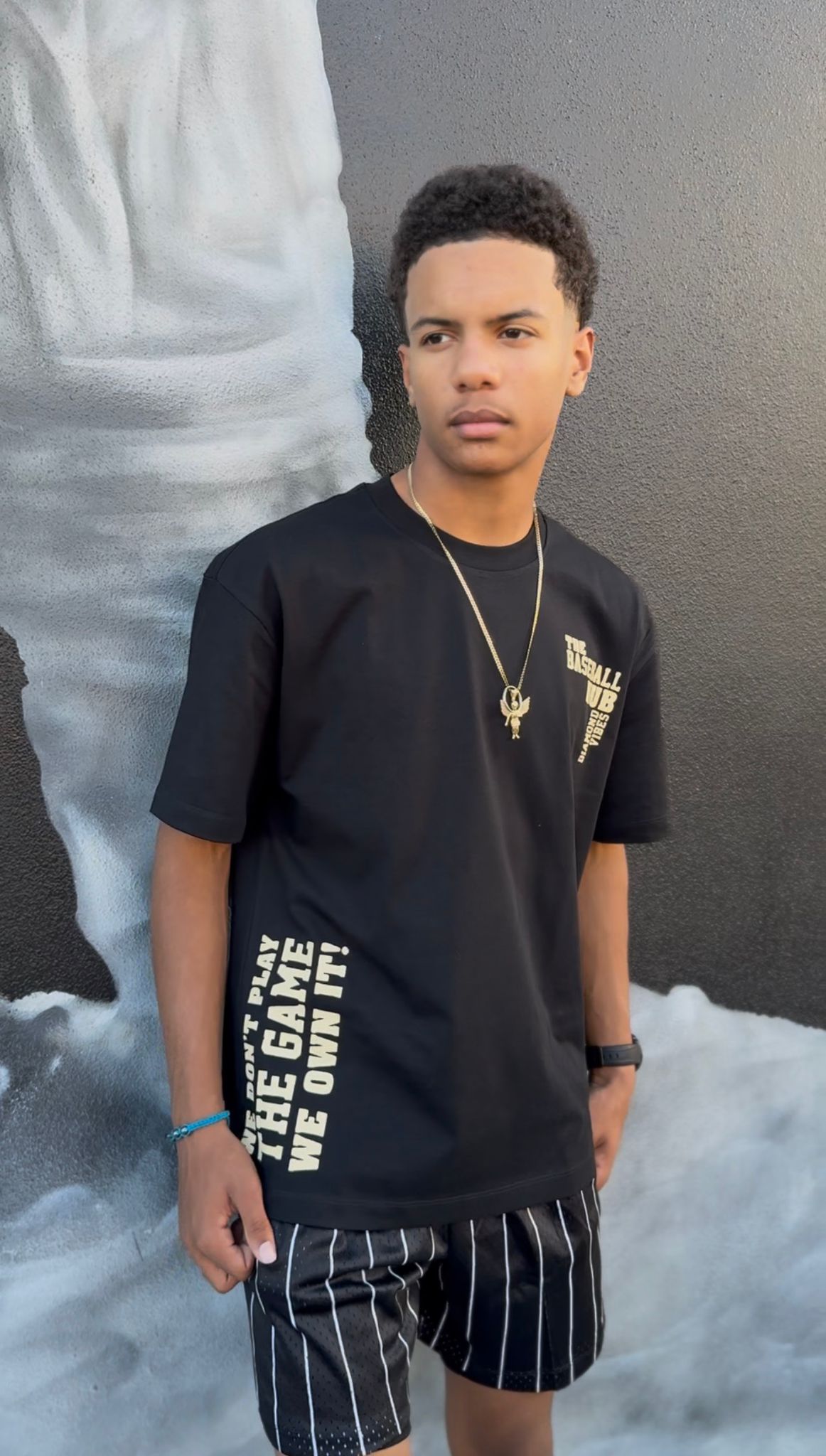Drippy Cap | Black & Beige Oversized T shirt